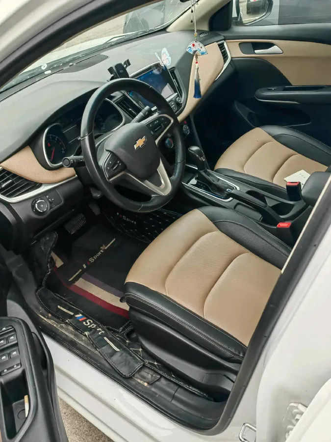 2022 Chevrolet Monza 1.5L 113HP L4 6AT,autocango,china used car exporter,china ev exporter,chinese used car exporter,chinese used ev exporter