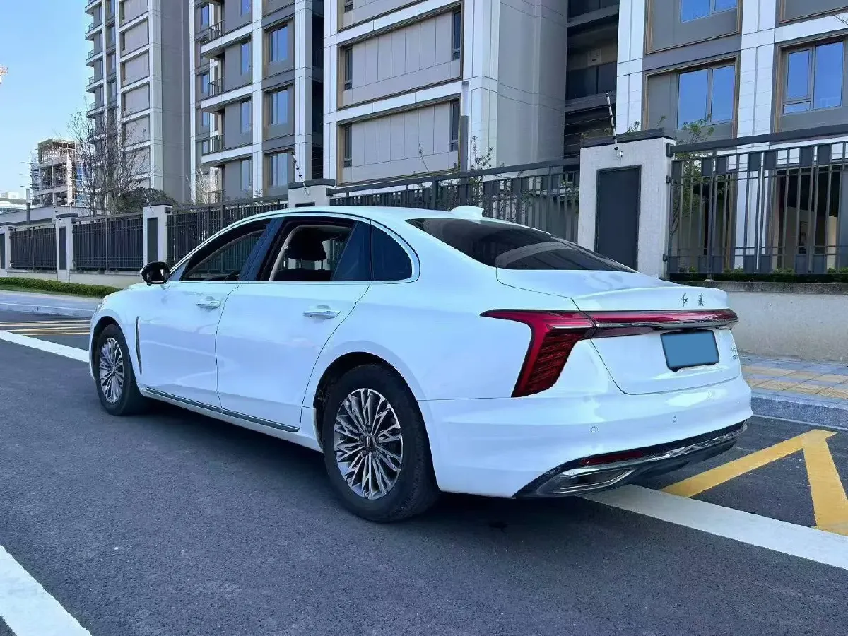 2023 HongQi H5 1.5T 169HP L4 7DCT,autocango,china used car exporter,china ev exporter,chinese used car exporter,chinese used ev exporter