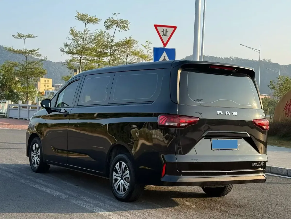 2022 Foton Scenery G9 2.4L 160HP L4 5MT,autocango,china used car exporter,china ev exporter,chinese used car exporter,chinese used ev exporter