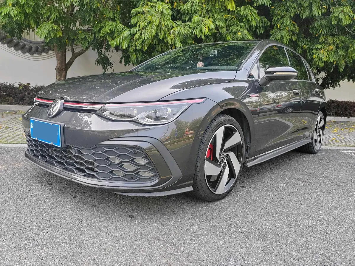 2023 Volkswagen GolfGTI 2.0T 220HP L4 7DCT,autocango,china used car exporter,china ev exporter,chinese used car exporter,chinese used ev exporter