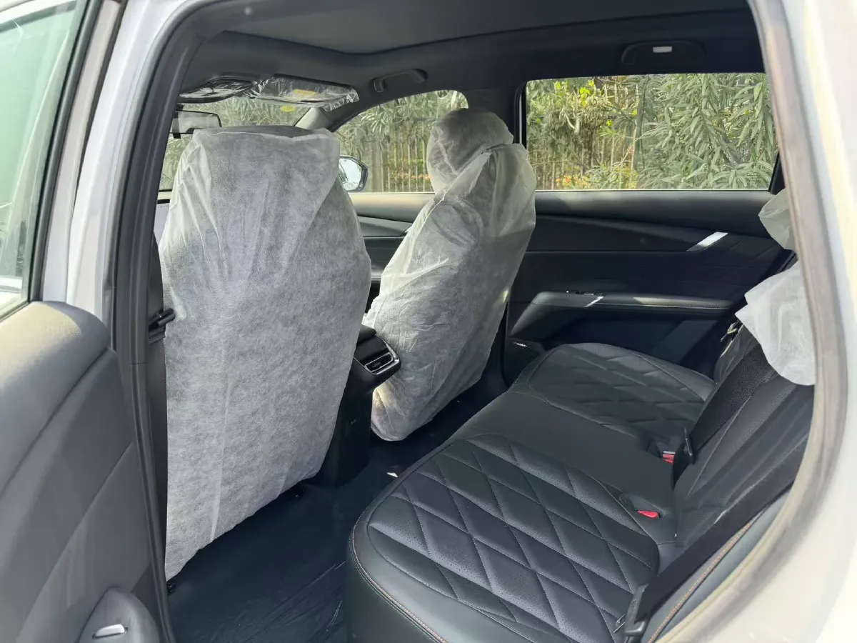 2025 ChangAn CS75 Plus 1.5T 192HP L4 8AT,autocango,china used car exporter,china ev exporter,chinese used car exporter,chinese used ev exporter