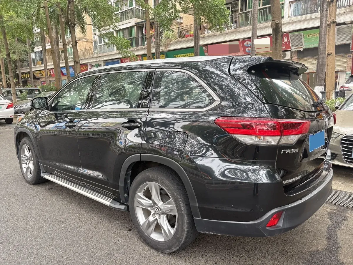 2021 Toyota Highlander 2.0T 220HP L4 6AT,autocango,china used car exporter,china ev exporter,chinese used car exporter,chinese used ev exporter