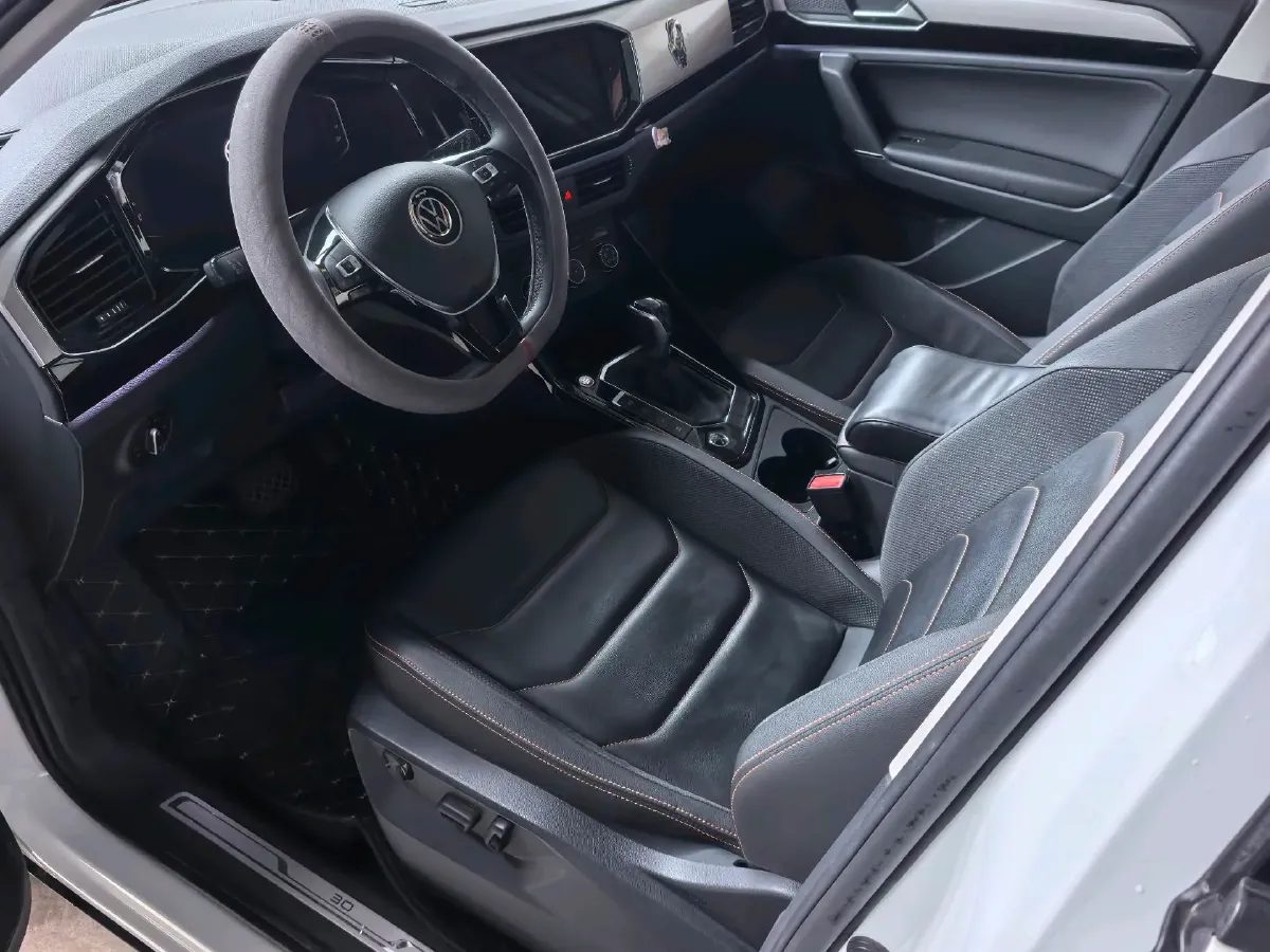 2021 Volkswagen Tayron 2.0T 186HP L4 7DCT,autocango,china used car exporter,china ev exporter,chinese used car exporter,chinese used ev exporter