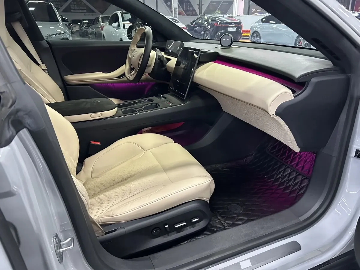 2022 JunTian HeiWuShi Youth 2.0T 203HP L4 6AT,autocango,china used car exporter,china ev exporter,chinese used car exporter,chinese used ev exporter