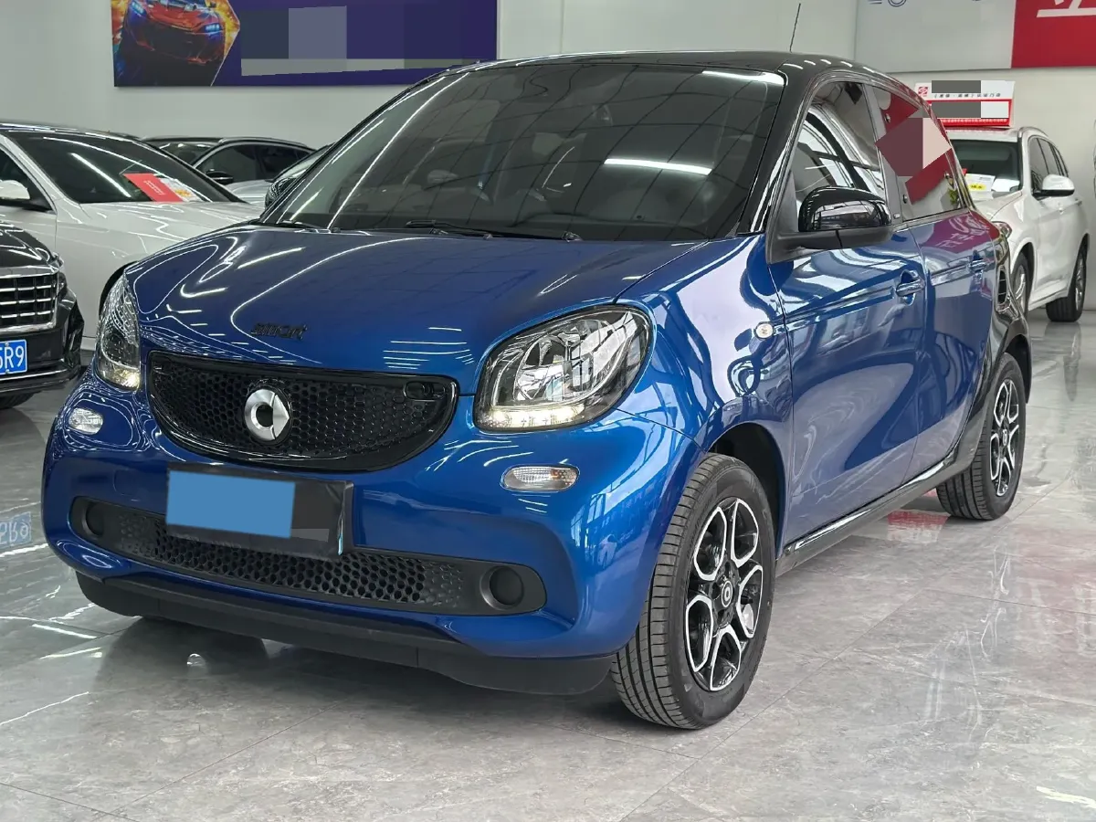 2016 Smart smart forfour 0.9T 90HP L3 6DCT,autocango,china used car exporter,china ev exporter,chinese used car exporter,chinese used ev exporter