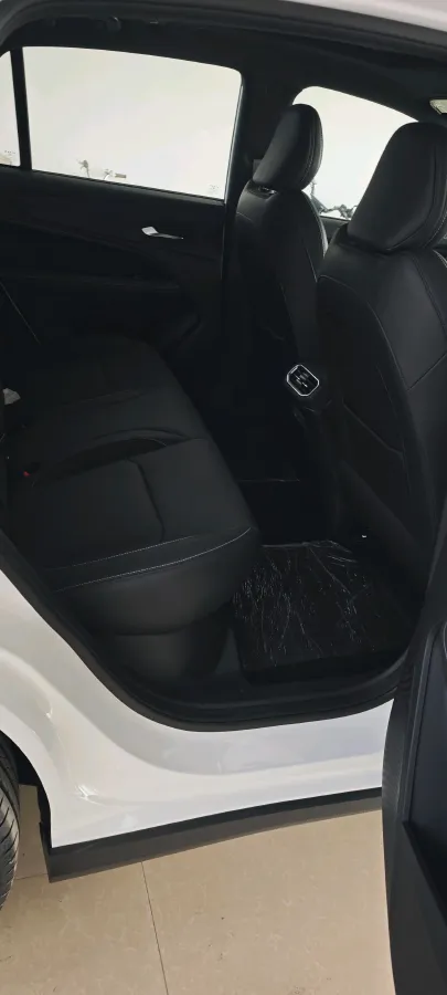 2023 Livan 7 BEV 68.03KWH,autocango,china used car exporter,china ev exporter,chinese used car exporter,chinese used ev exporter