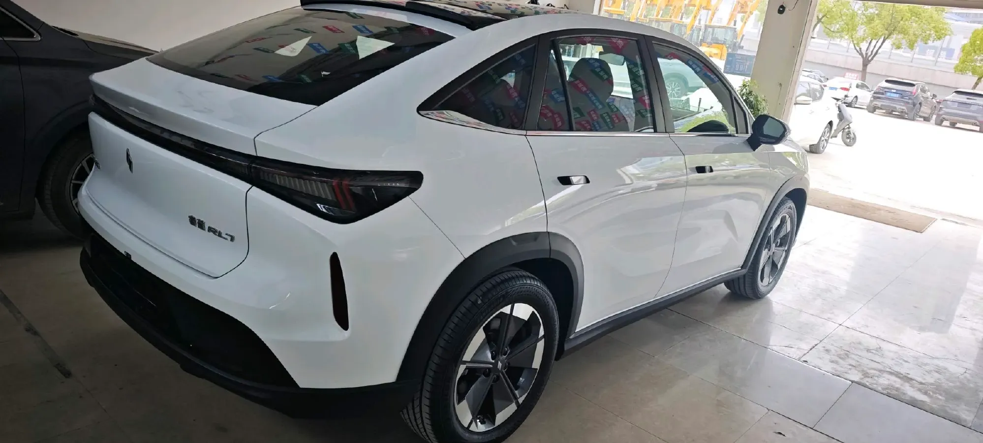 2023 Livan 7 BEV 68.03KWH,autocango,china used car exporter,china ev exporter,chinese used car exporter,chinese used ev exporter
