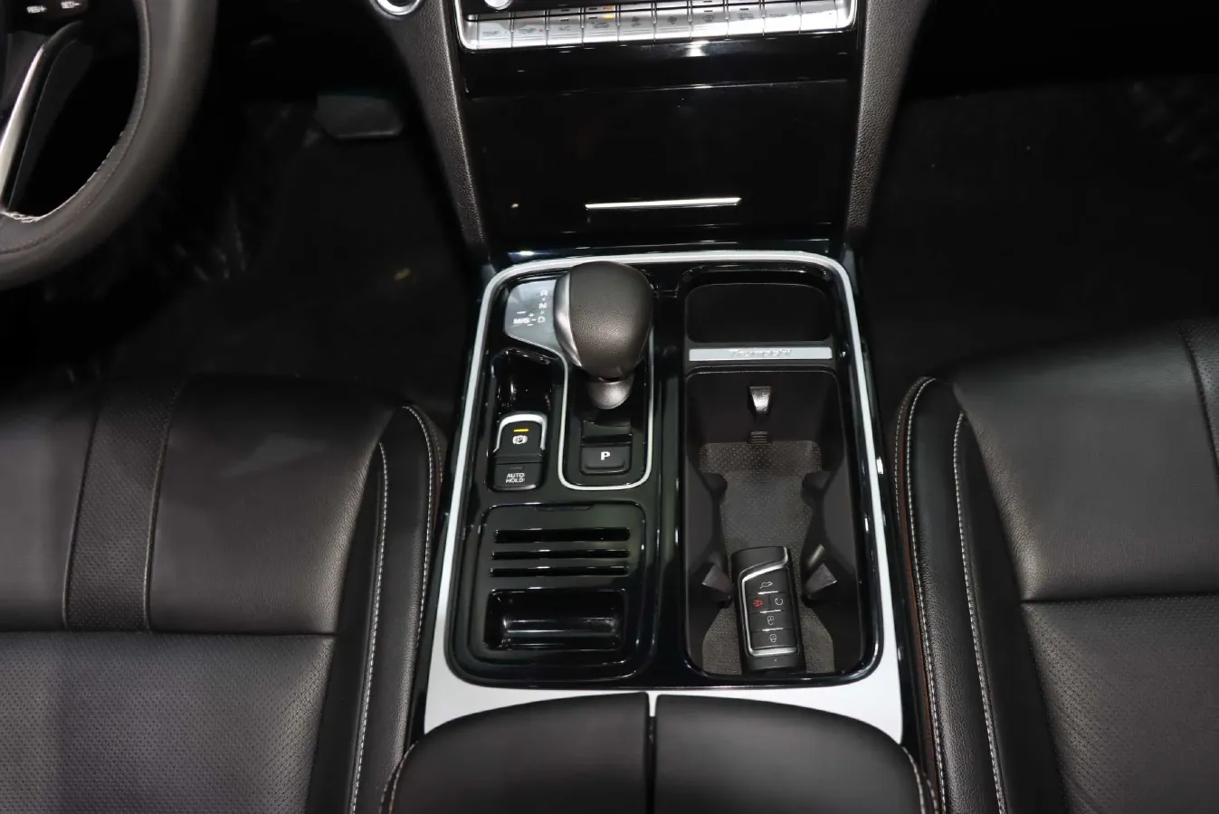 2020 GAC Trumpchi GS8 2.0T 252HP L4 6AT,autocango,china used car exporter,china ev exporter,chinese used car exporter,chinese used ev exporter