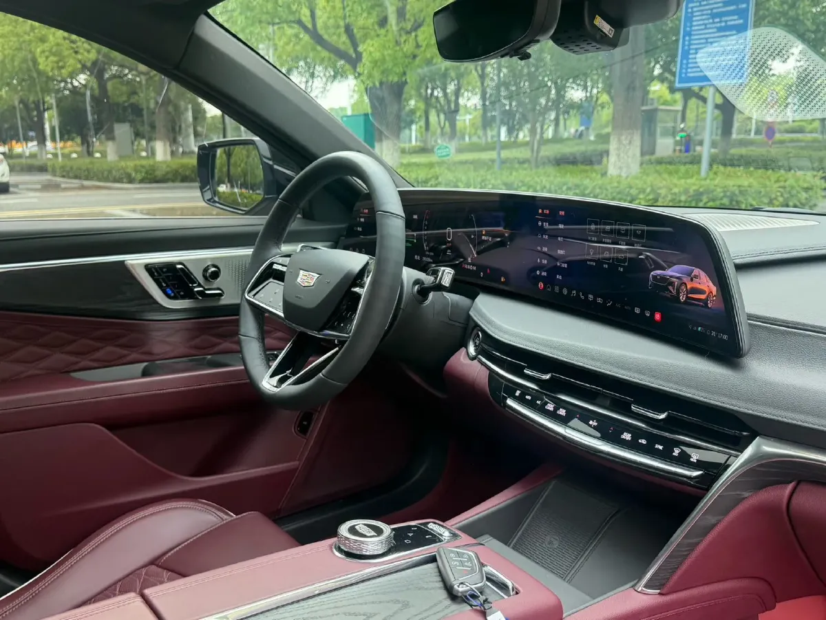 2023 Cadillac CT6 2.0T 237HP L4 10AT,autocango,china used car exporter,china ev exporter,chinese used car exporter,chinese used ev exporter