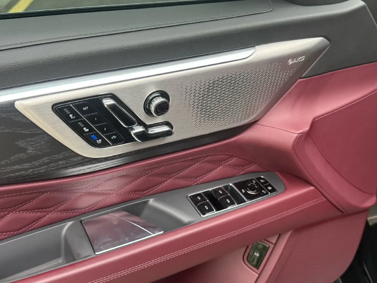 2023 Cadillac CT6 2.0T 237HP L4 10AT,autocango,china used car exporter,china ev exporter,chinese used car exporter,chinese used ev exporter