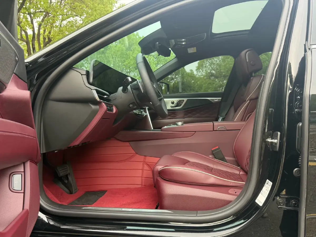 2023 Cadillac CT6 2.0T 237HP L4 10AT,autocango,china used car exporter,china ev exporter,chinese used car exporter,chinese used ev exporter