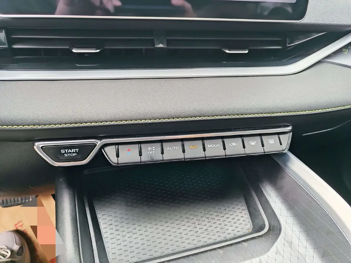 2023 Geely Preface 1.5T 181HP L4 7DCT,autocango,china used car exporter,china ev exporter,chinese used car exporter,chinese used ev exporter