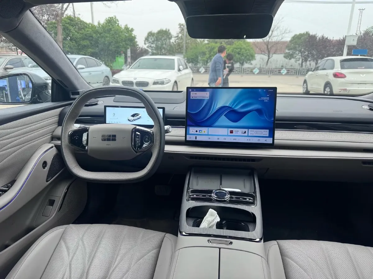 2025 Geely Galaxy Starshine 8 1.5T 163HP L4 3DHT PHEV 27.69KWH,autocango,china used car exporter,china ev exporter,chinese used car exporter,chinese used ev exporter