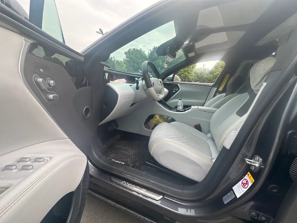 2023 Avatr 11 BEV 90KWH,autocango,china used car exporter,china ev exporter,chinese used car exporter,chinese used ev exporter