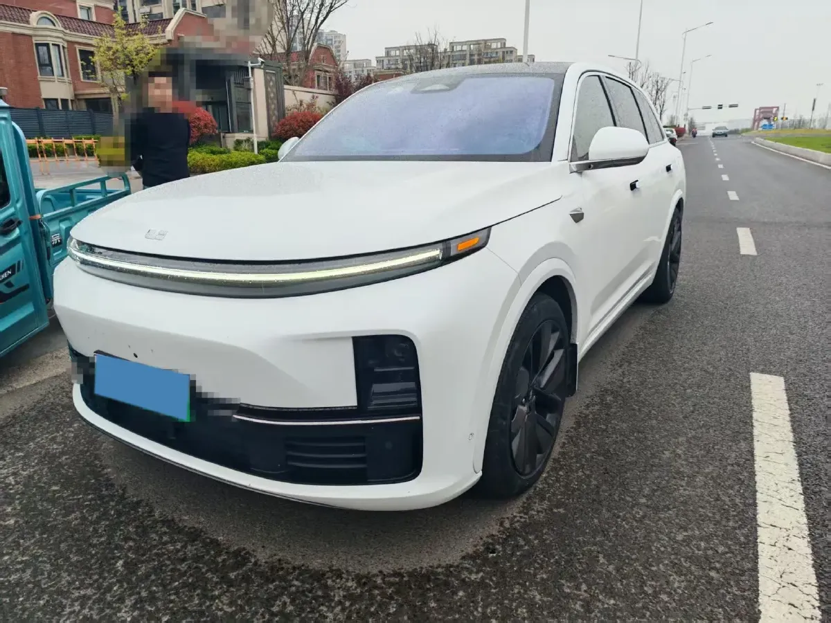 2023 Li L7 Range Extended 154HP REEV 40.9KWH,autocango,china used car exporter,china ev exporter,chinese used car exporter,chinese used ev exporter