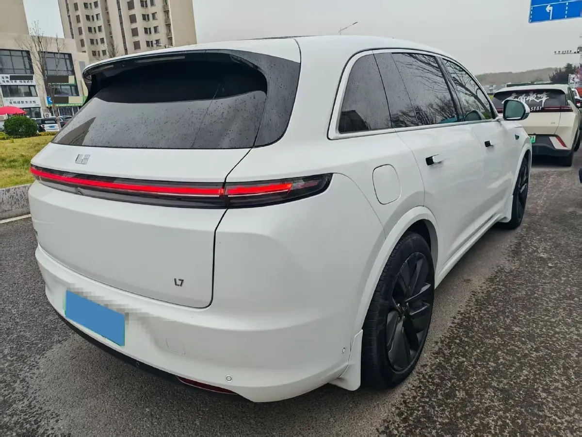 2023 Li L7 Range Extended 154HP REEV 40.9KWH,autocango,china used car exporter,china ev exporter,chinese used car exporter,chinese used ev exporter