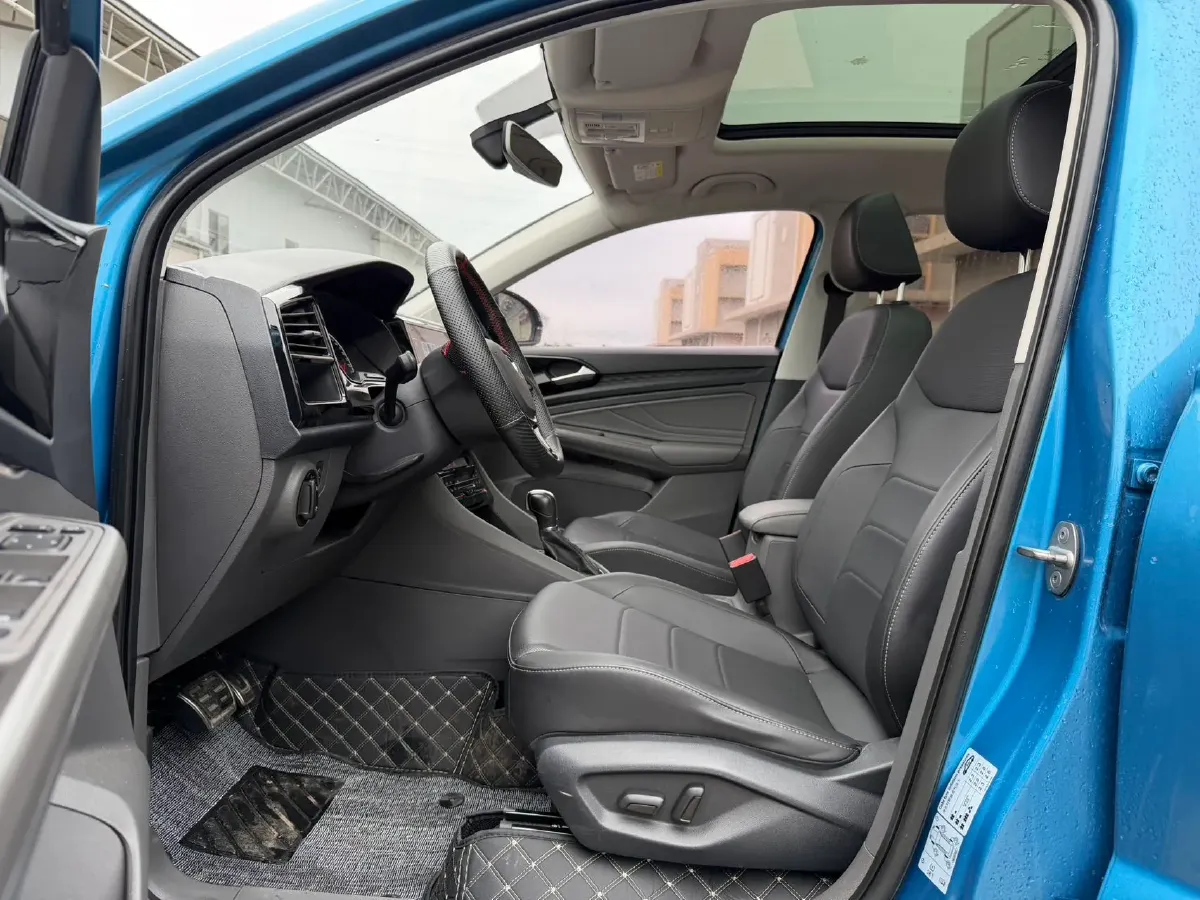 2020 Jetta VS7 1.4T 150HP L4 6AT,autocango,china used car exporter,china ev exporter,chinese used car exporter,chinese used ev exporter