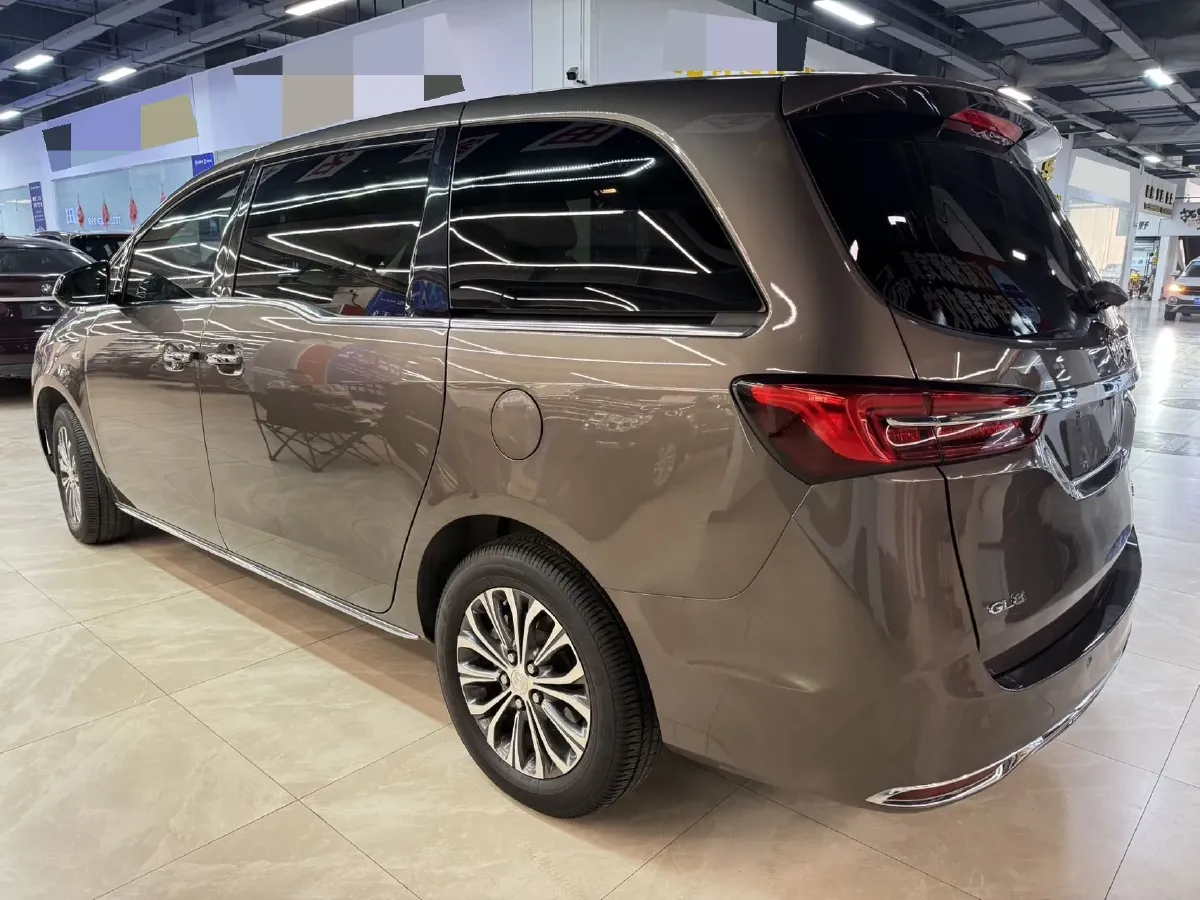 2023 Buick GL8 2.0T 237HP L4 9AT,autocango,china used car exporter,china ev exporter,chinese used car exporter,chinese used ev exporter