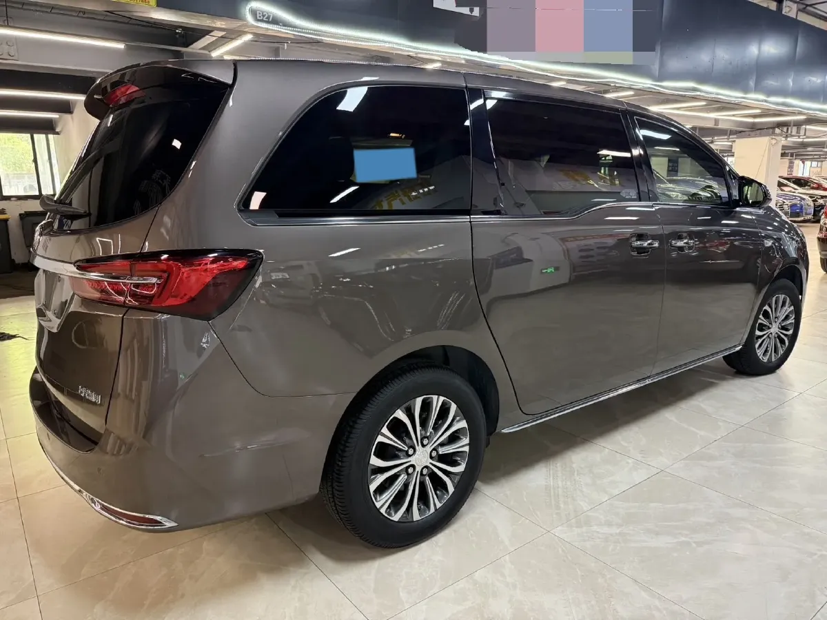 2023 Buick GL8 2.0T 237HP L4 9AT,autocango,china used car exporter,china ev exporter,chinese used car exporter,chinese used ev exporter