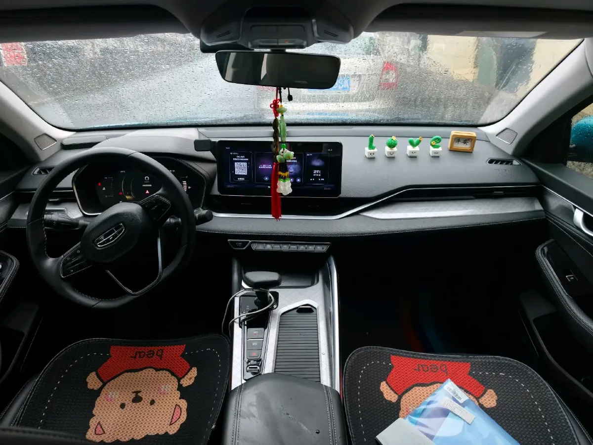 2021 Geely Preface 2.0T 190HP L4 7DCT,autocango,china used car exporter,china ev exporter,chinese used car exporter,chinese used ev exporter