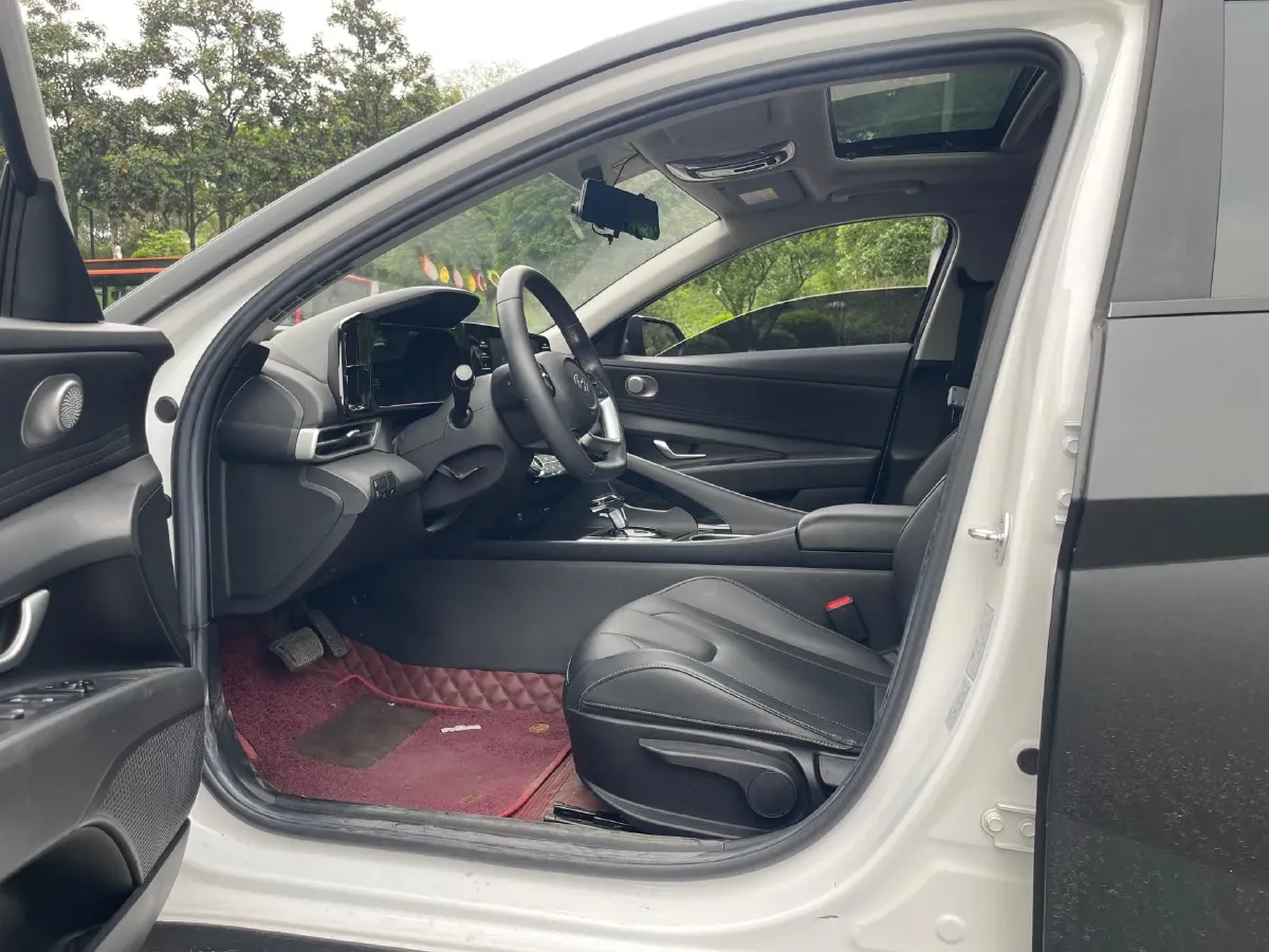 2021 Hyundai Elantra 1.5L 115HP L4 CVT,autocango,china used car exporter,china ev exporter,chinese used car exporter,chinese used ev exporter