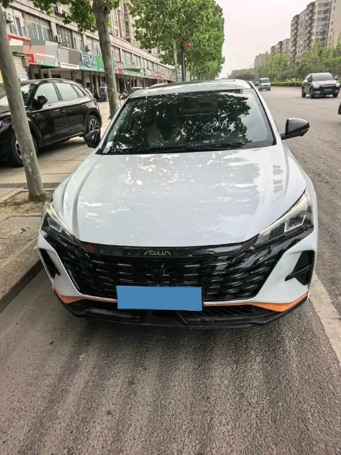 2023 DongFeng Aeolus YiXuan 1.5L 125HP L4 6DCT,autocango,china used car exporter,china ev exporter,chinese used car exporter,chinese used ev exporter
