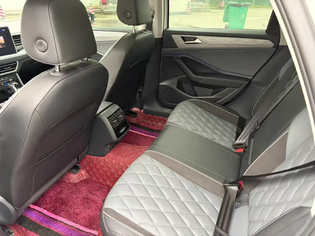 2025 Volkswagen Sagitar 1.5T 160HP L4 7DCT,autocango,china used car exporter,china ev exporter,chinese used car exporter,chinese used ev exporter