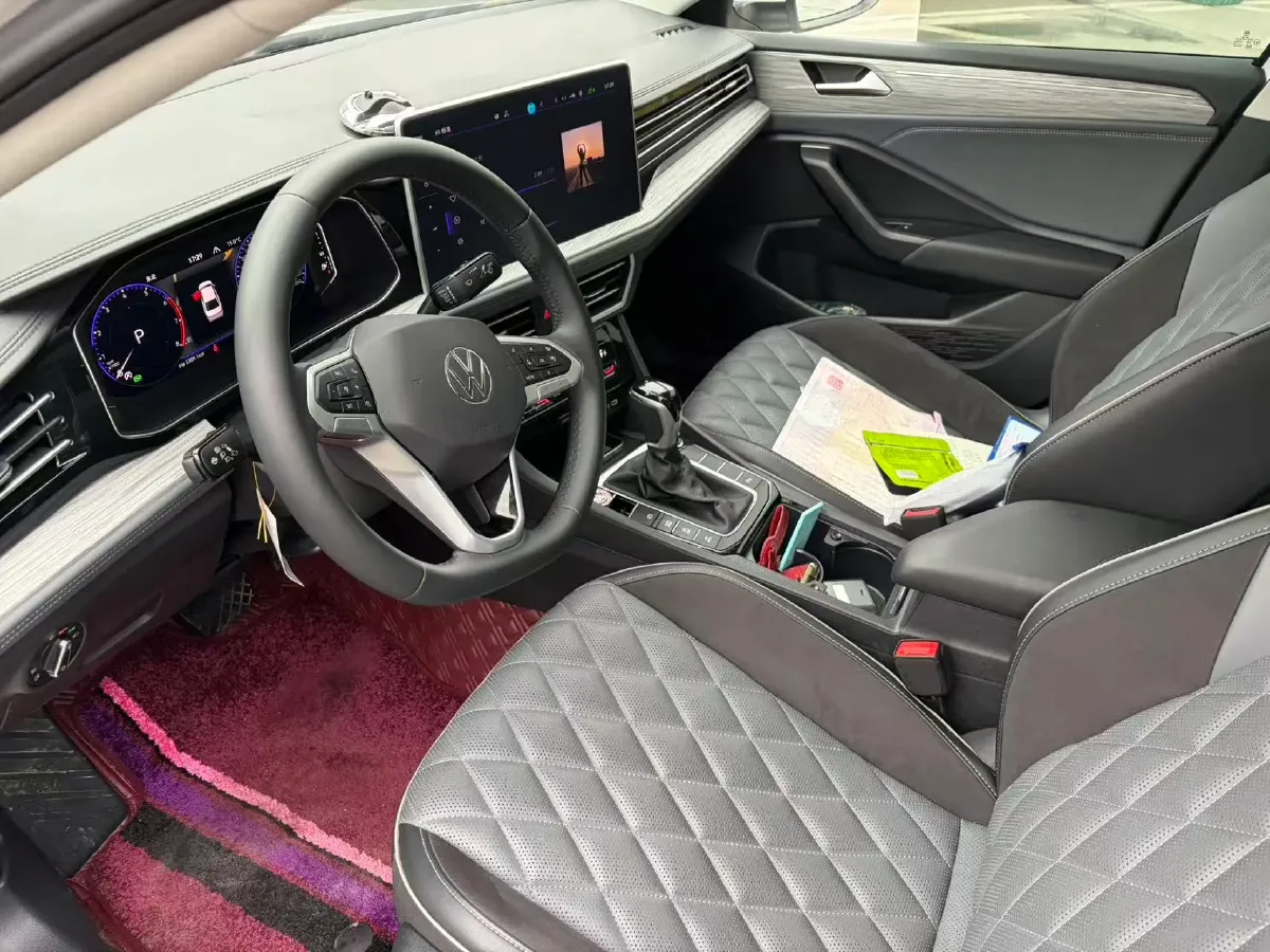 2025 Volkswagen Sagitar 1.5T 160HP L4 7DCT,autocango,china used car exporter,china ev exporter,chinese used car exporter,chinese used ev exporter