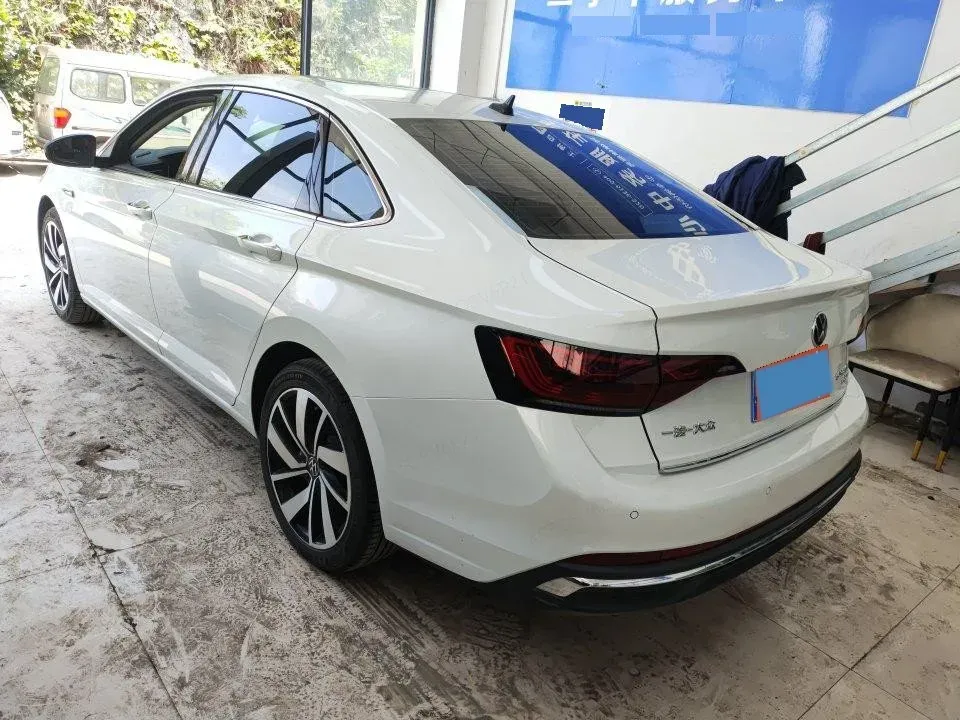 2025 Volkswagen Sagitar 1.5T 160HP L4 7DCT,autocango,china used car exporter,china ev exporter,chinese used car exporter,chinese used ev exporter