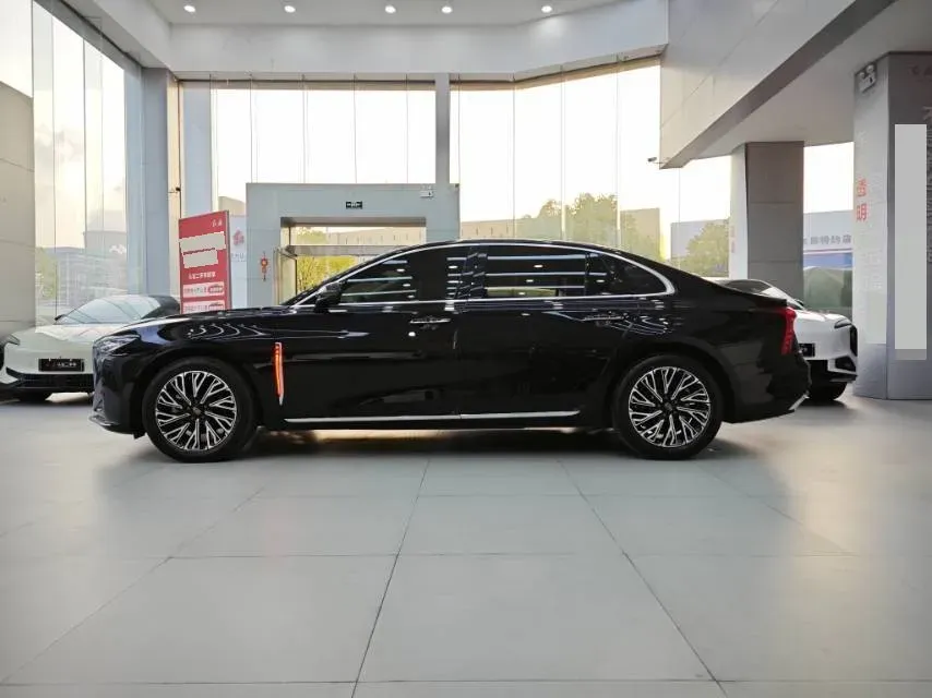 2025 HongQi H5 1.5T 169HP L4 1DHT Hybrid,autocango,china used car exporter,china ev exporter,chinese used car exporter,chinese used ev exporter