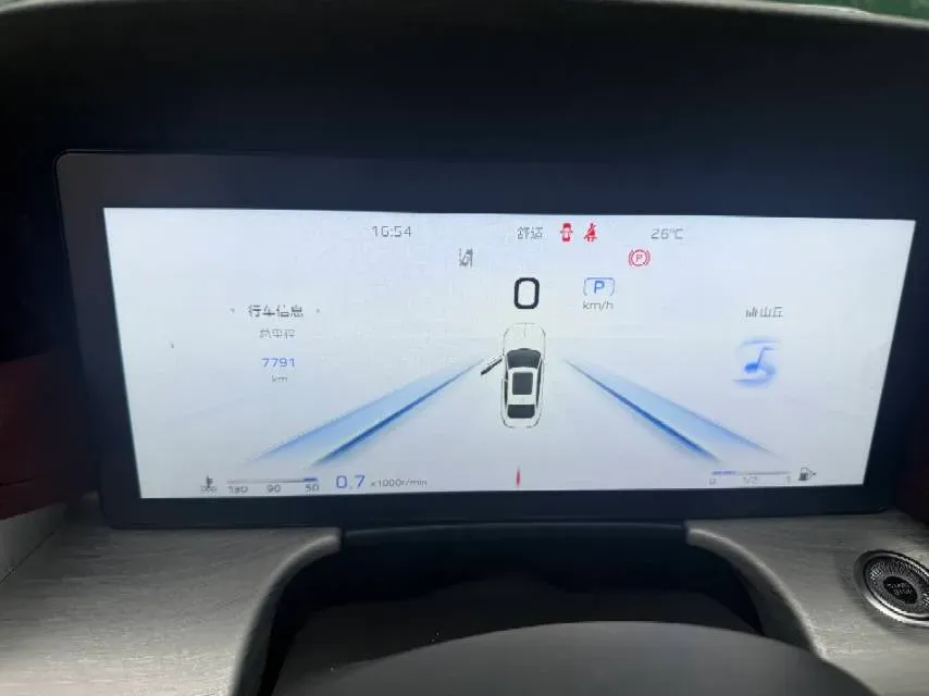 2025 HongQi H5 1.5T 169HP L4 1DHT Hybrid,autocango,china used car exporter,china ev exporter,chinese used car exporter,chinese used ev exporter