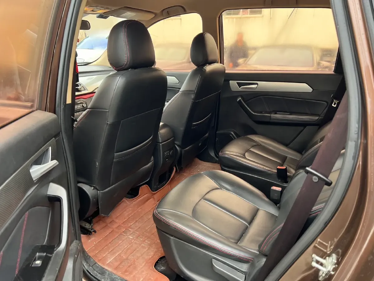 2017 BAIC WeiWang M50F 1.5L 116HP L4 5MT,autocango,china used car exporter,china ev exporter,chinese used car exporter,chinese used ev exporter