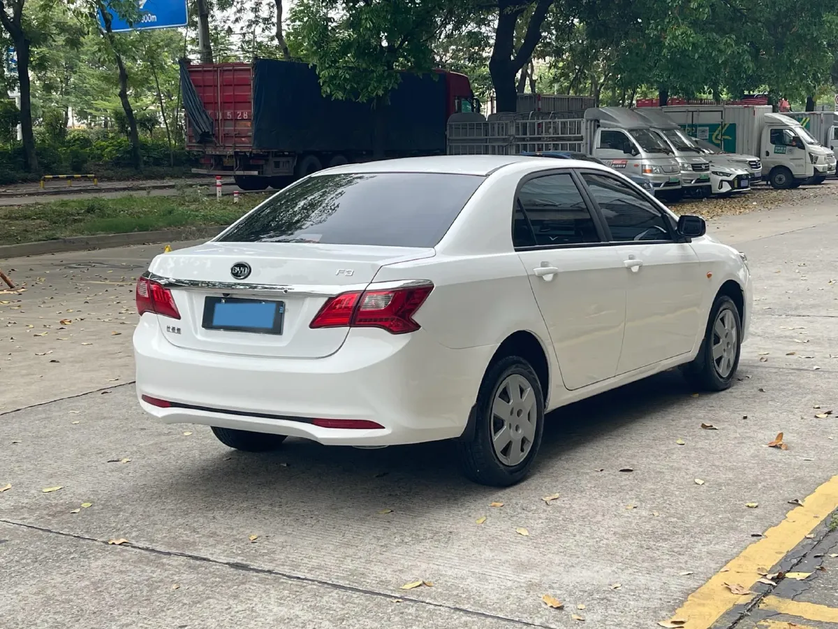 2020 BYD F3 1.5L 109HP L4 5MT,autocango,china used car exporter,china ev exporter,chinese used car exporter,chinese used ev exporter