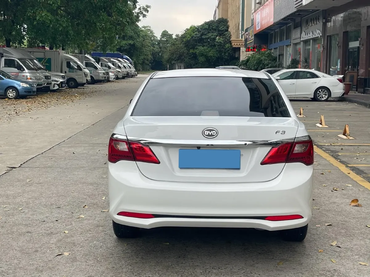 2020 BYD F3 1.5L 109HP L4 5MT,autocango,china used car exporter,china ev exporter,chinese used car exporter,chinese used ev exporter