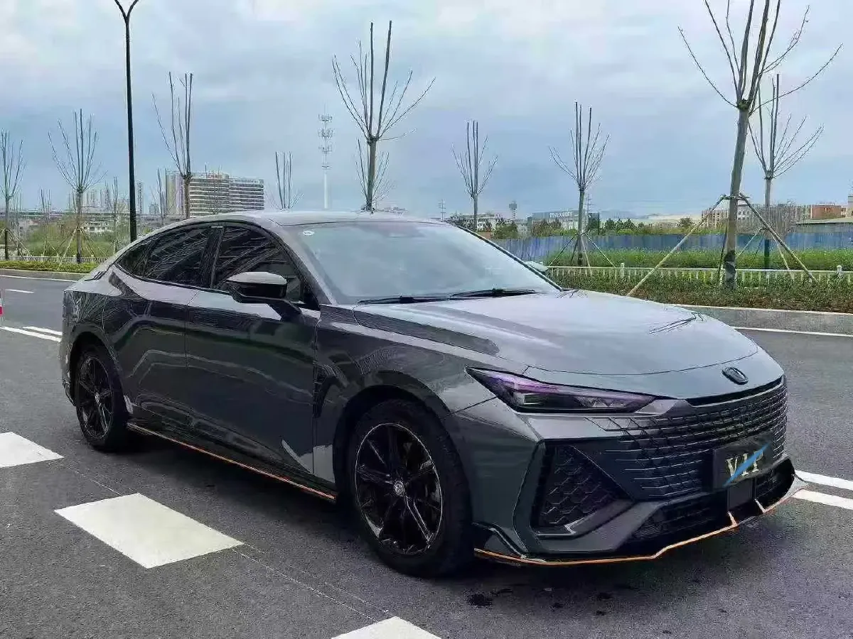 2023 ChangAn UNI-V 2.0T 233HP L4 8AT,autocango,china used car exporter,china ev exporter,chinese used car exporter,chinese used ev exporter