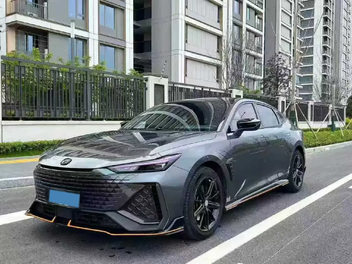 2023 ChangAn UNI-V 2.0T 233HP L4 8AT,autocango,china used car exporter,china ev exporter,chinese used car exporter,chinese used ev exporter