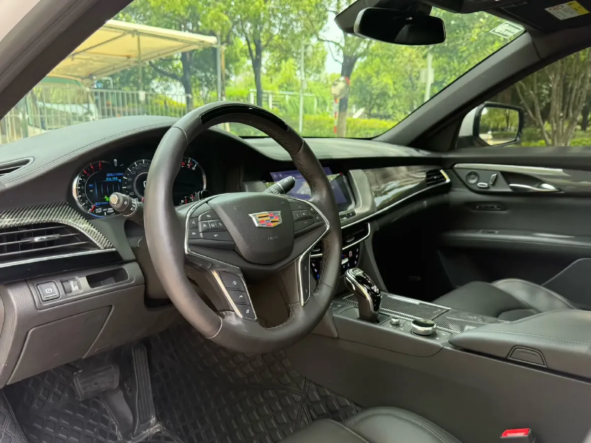 2021 Cadillac CT6 2.0T 237HP L4 10AT,autocango,china used car exporter,china ev exporter,chinese used car exporter,chinese used ev exporter