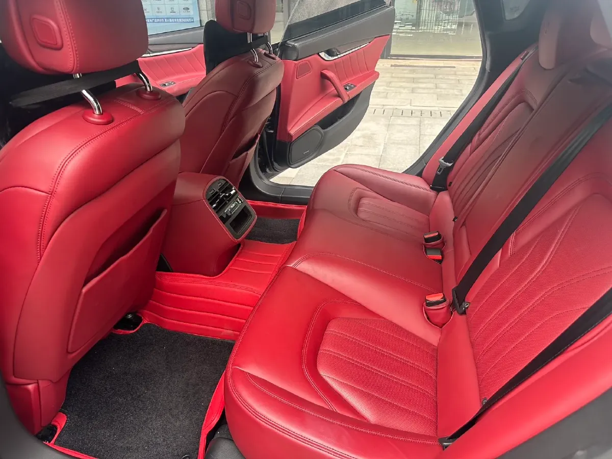 2019 Maserati Quattroporte 3.0T 430HP V6 8AT,autocango,china used car exporter,china ev exporter,chinese used car exporter,chinese used ev exporter