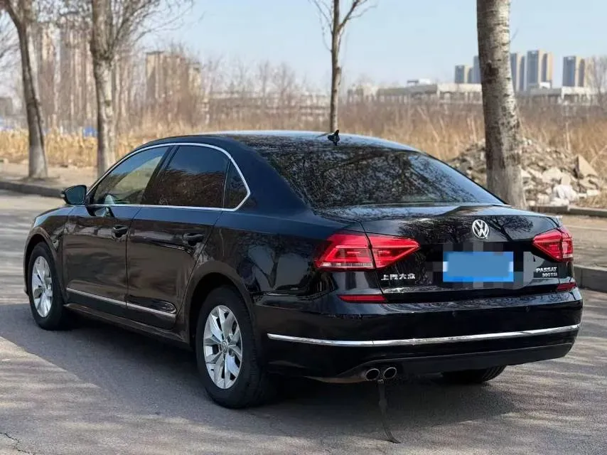 2015 Volkswagen Passat 1.8T 160HP L4 6AT,autocango,china used car exporter,china ev exporter,chinese used car exporter,chinese used ev exporter