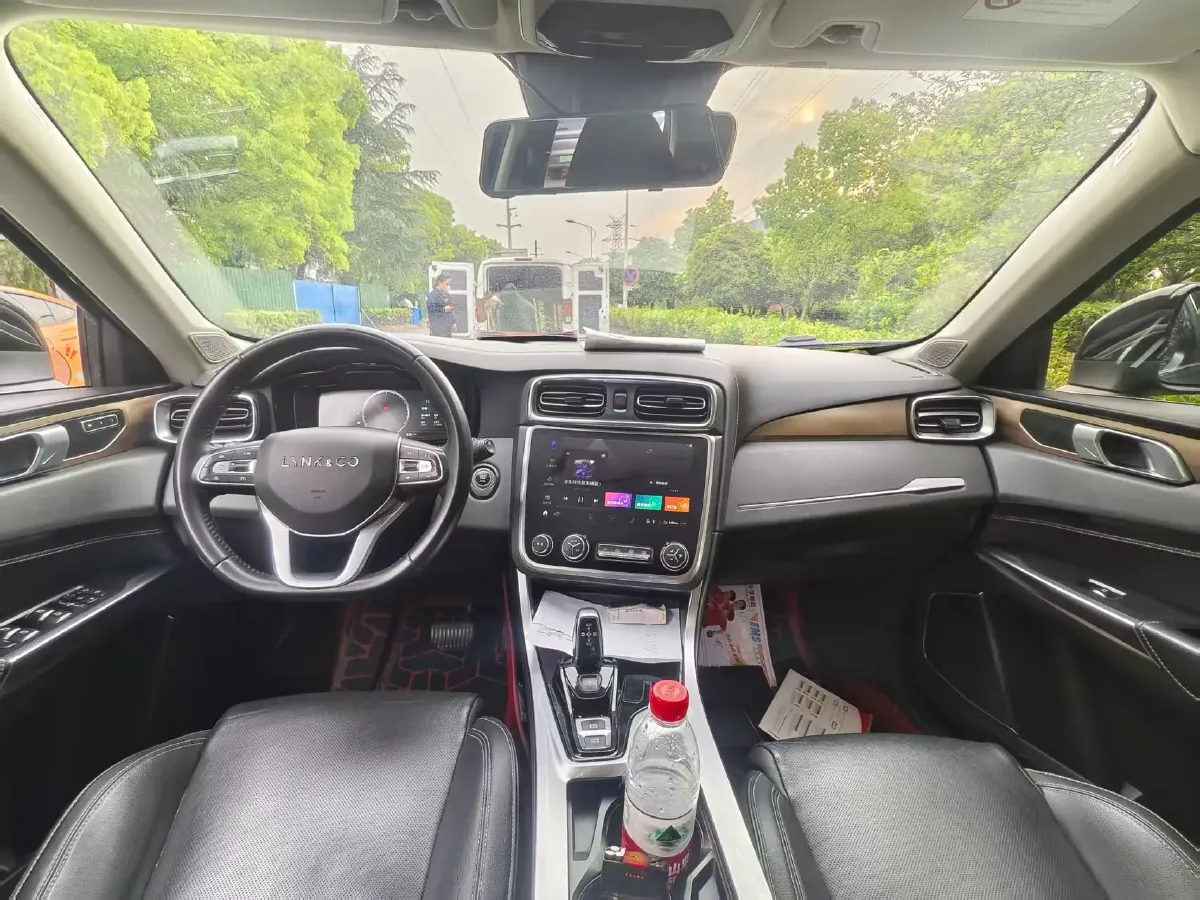 2019 Renault Kadjar 2.0L 154HP L4 CVT,autocango,china used car exporter,china ev exporter,chinese used car exporter,chinese used ev exporter