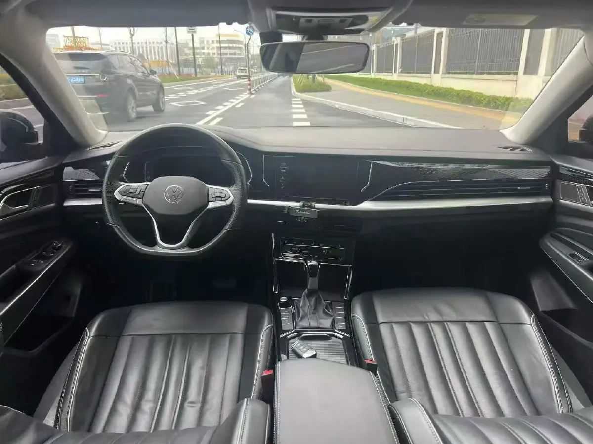 2022 Skoda Kodiak GT 2.0T 186HP L4 7DCT,autocango,china used car exporter,china ev exporter,chinese used car exporter,chinese used ev exporter