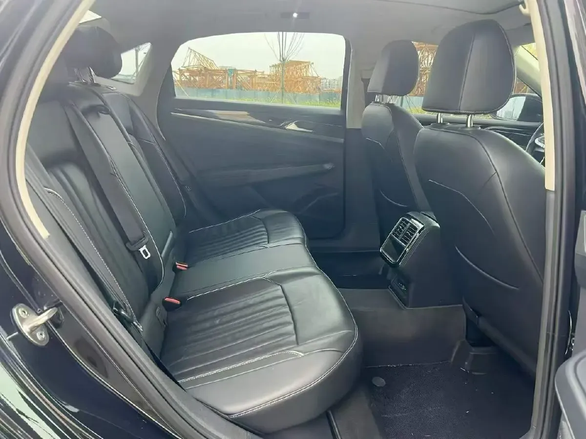 2022 Skoda Kodiak GT 2.0T 186HP L4 7DCT,autocango,china used car exporter,china ev exporter,chinese used car exporter,chinese used ev exporter