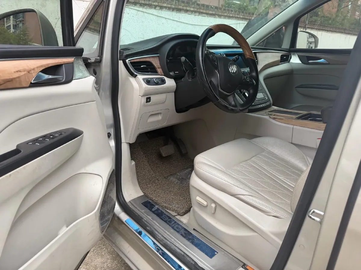 2018 Buick GL8 2.0T 260HP L4 6AT,autocango,china used car exporter,china ev exporter,chinese used car exporter,chinese used ev exporter