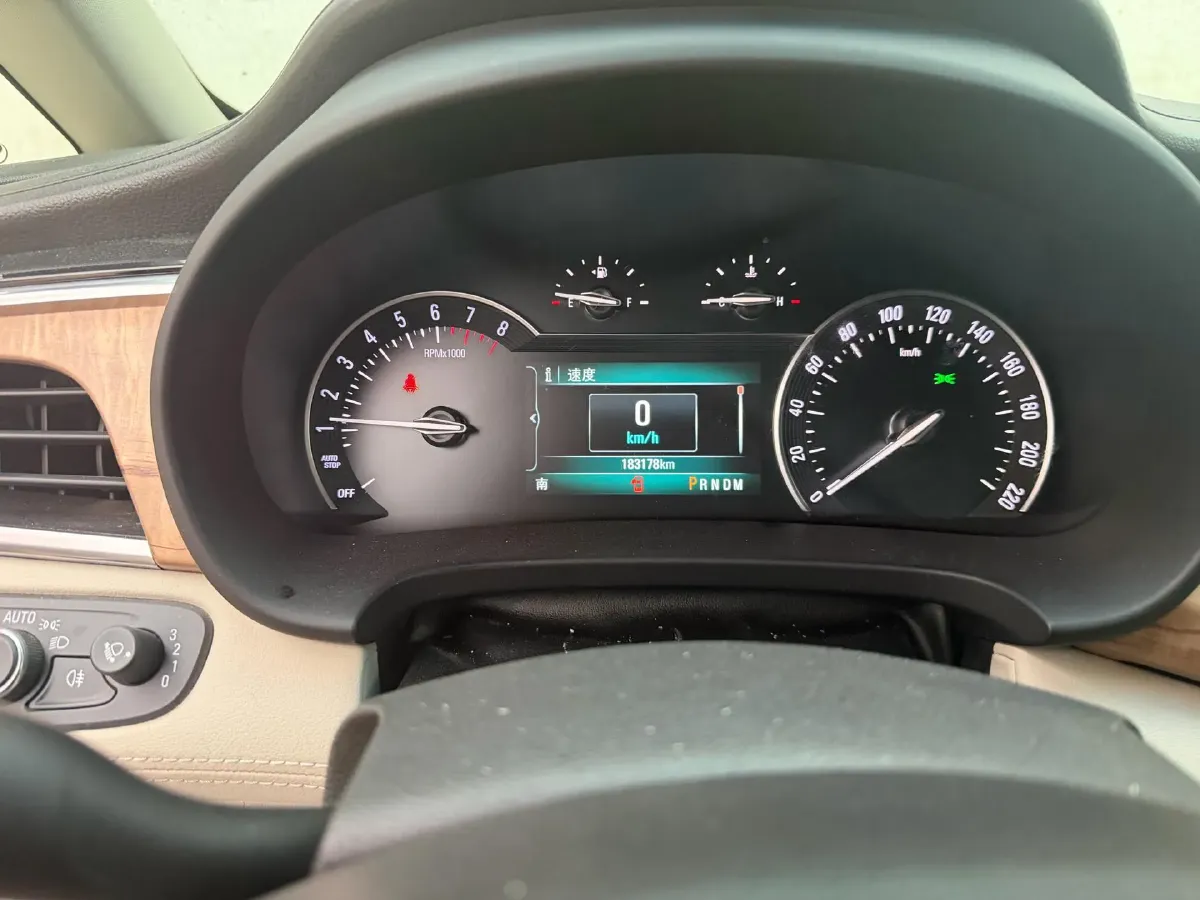 2018 Buick GL8 2.0T 260HP L4 6AT,autocango,china used car exporter,china ev exporter,chinese used car exporter,chinese used ev exporter