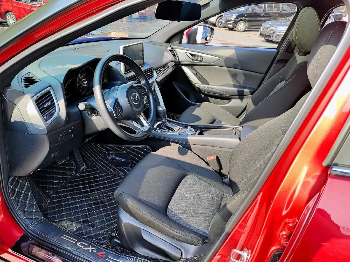 2018 Mazda CX-4 2.0L 158HP L4 6MT,autocango,china used car exporter,china ev exporter,chinese used car exporter,chinese used ev exporter