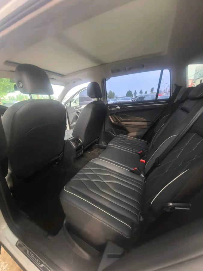 2023 Volkswagen Tiguan L 1.5T 160HP L4 7DCT,autocango,china used car exporter,china ev exporter,chinese used car exporter,chinese used ev exporter