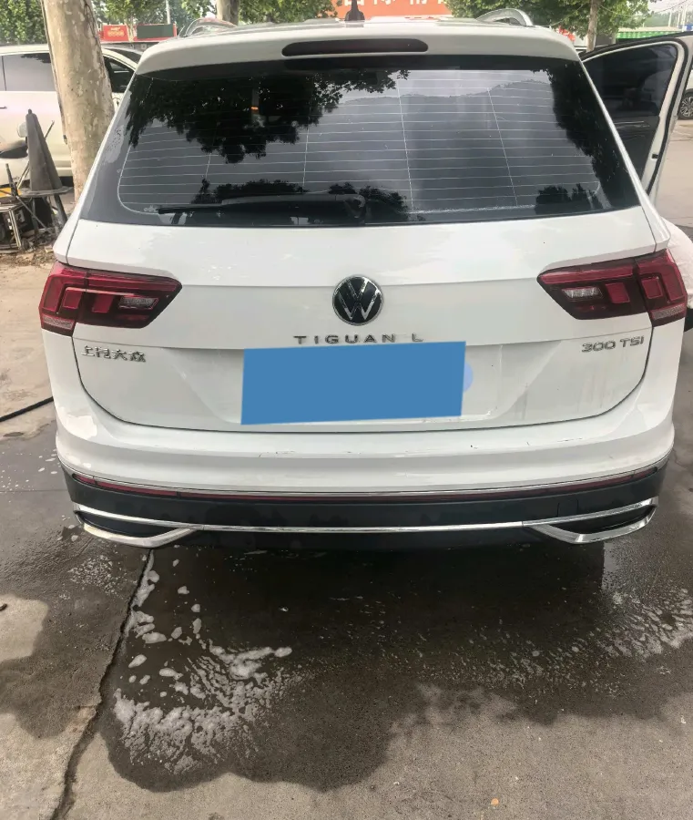 2023 Volkswagen Tiguan L 1.5T 160HP L4 7DCT,autocango,china used car exporter,china ev exporter,chinese used car exporter,chinese used ev exporter