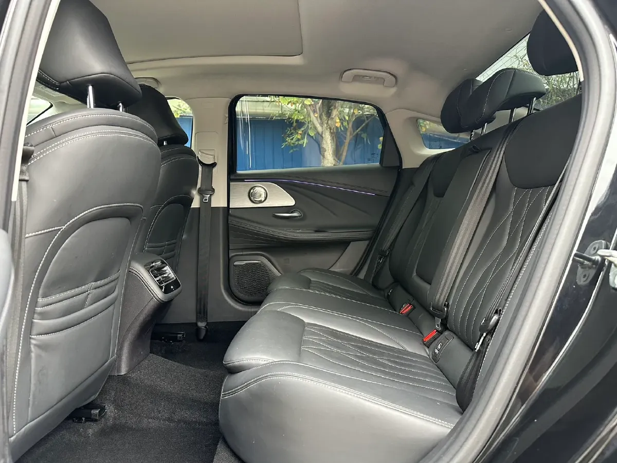 2022 Chery Arrizo 8 1.6T 197HP L4 7DCT,autocango,china used car exporter,china ev exporter,chinese used car exporter,chinese used ev exporter