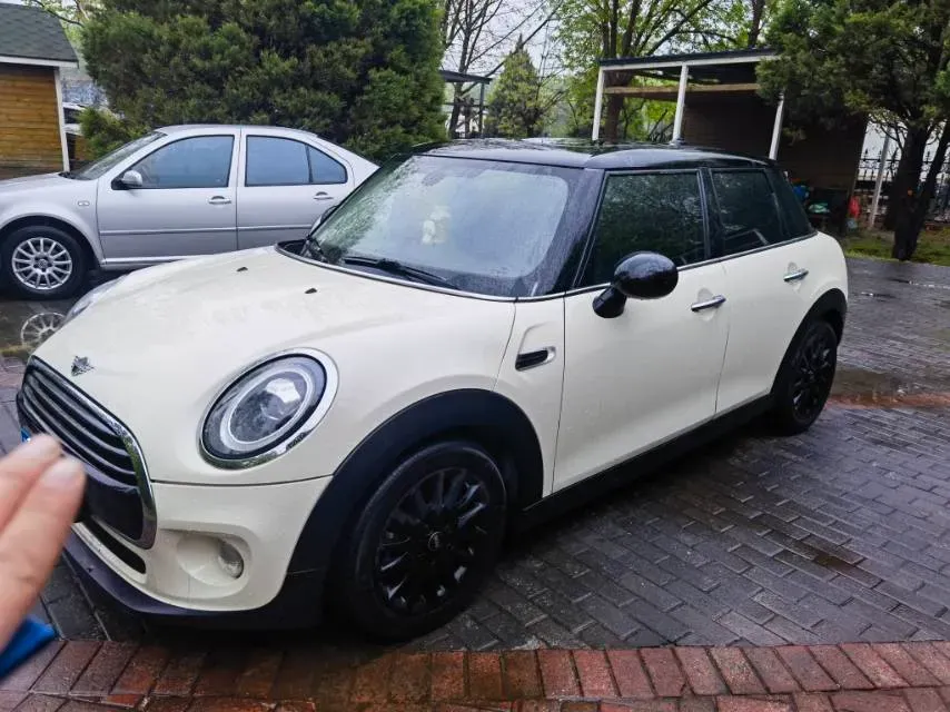 2018 MINI COUNTRYMAN 1.5T 136HP L3 6AT,autocango,china used car exporter,china ev exporter,chinese used car exporter,chinese used ev exporter