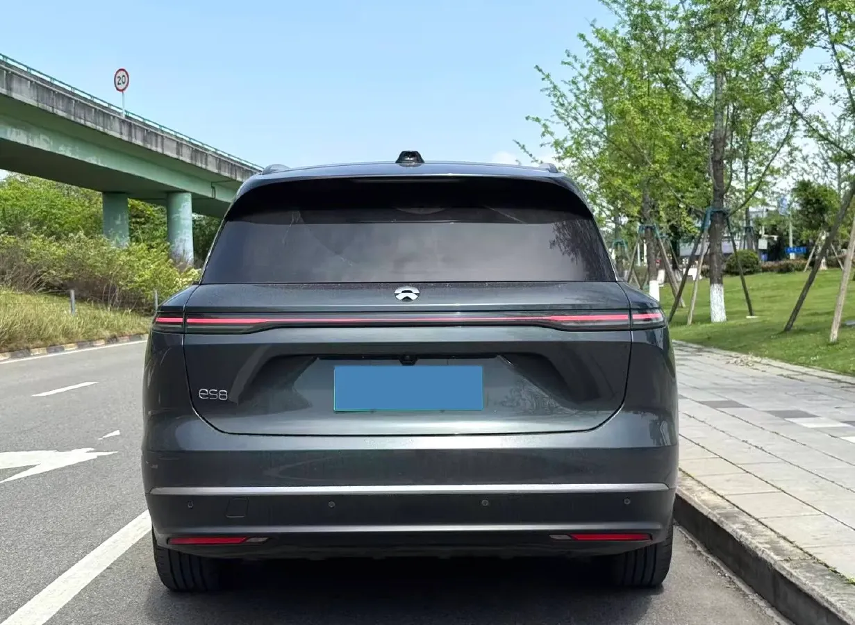 2024 Porsche Macan All-Electric BEV 100KWH,autocango,china used car exporter,china ev exporter,chinese used car exporter,chinese used ev exporter